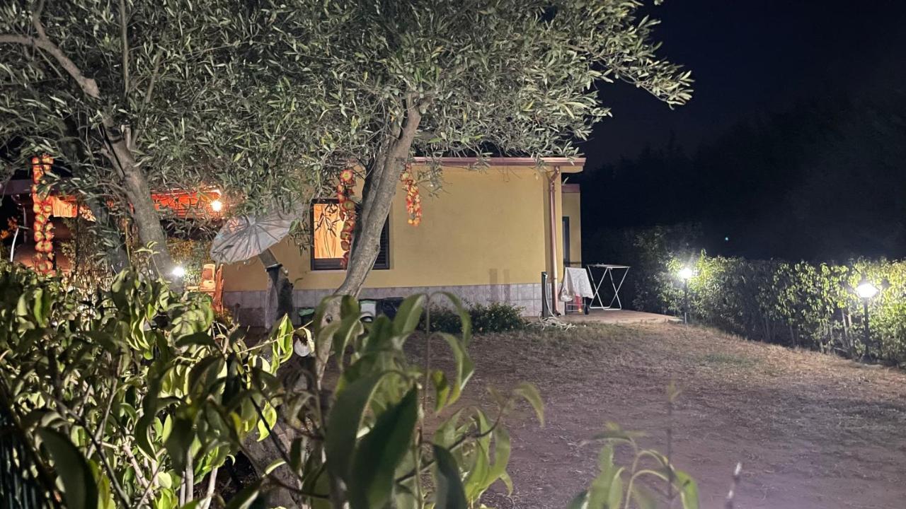 Casa Malo' Villa Ovile la Marinella Екстериор снимка