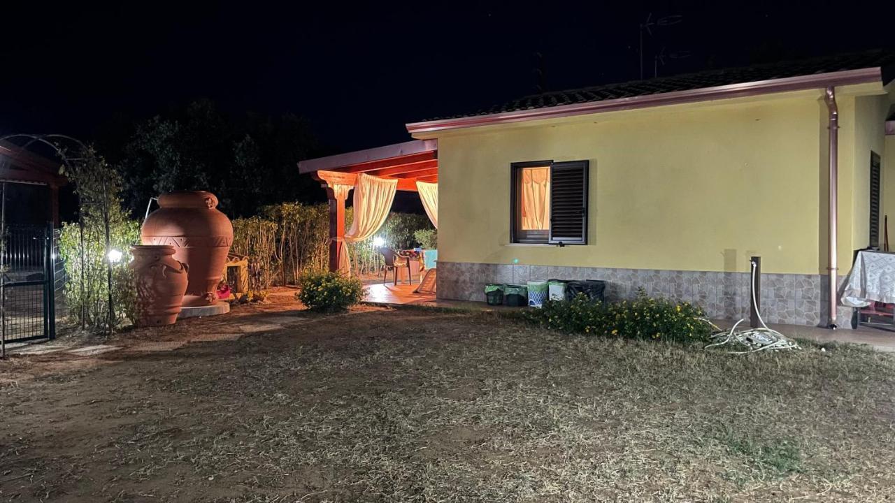 Casa Malo' Villa Ovile la Marinella Екстериор снимка